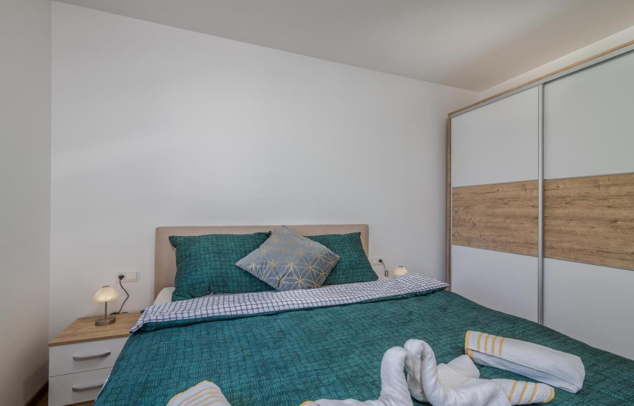 Apartments Sunrise Krk 크르크 외부 사진